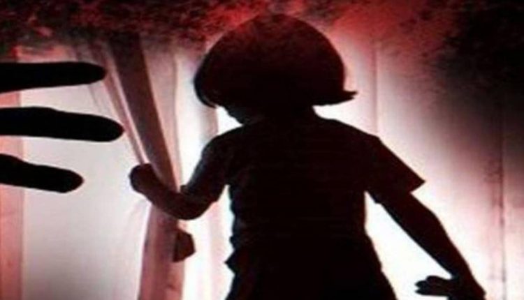 7 साल की मासूम बच्ची का अपहरण कर हत्या, पोस्टमार्टम में दुष्कर्म की हुई पुष्टि