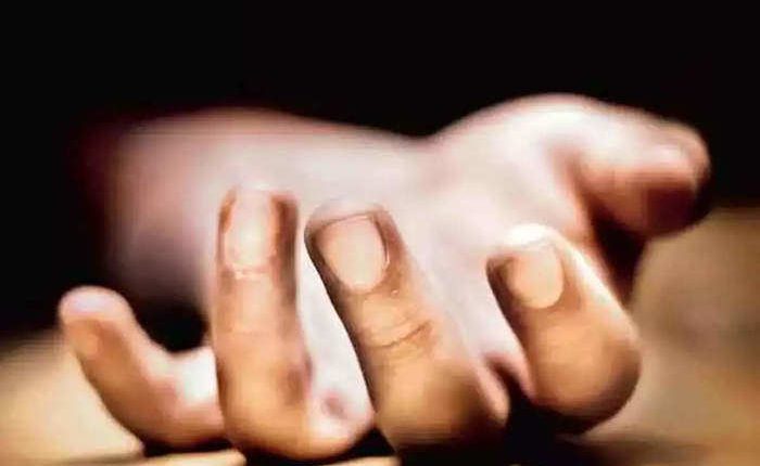 यूपी में सपा नेता की चुनाव प्रचार से लौटते समय गला रेतकर कर दी गई हत्या