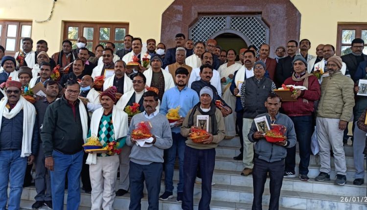 जौनपुर । वीर बहादुर सिंह पूर्वांचल विश्वविद्यालय