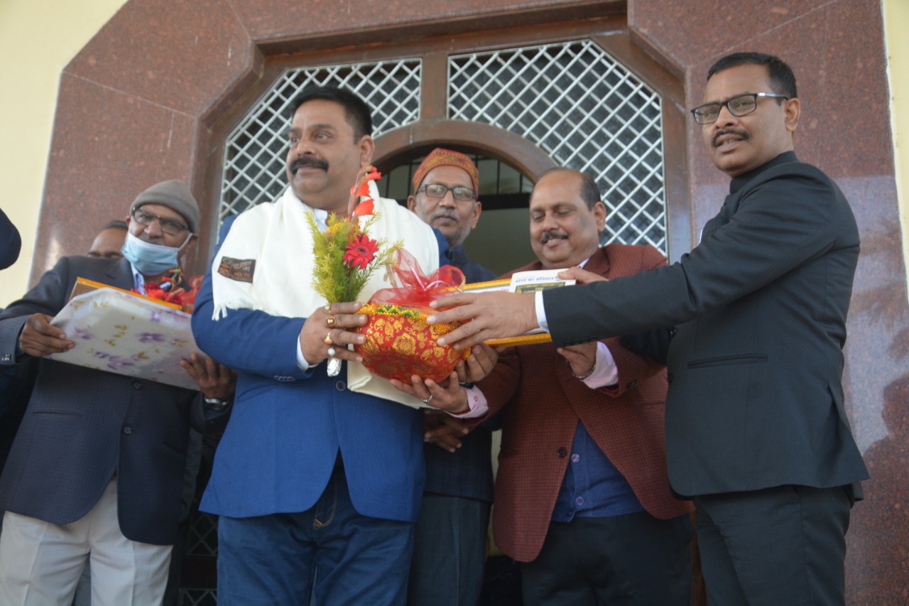 जौनपुर । वीर बहादुर सिंह पूर्वांचल विश्वविद्यालय