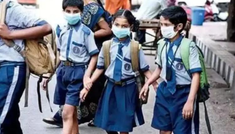 कोरोना के बढ़ते मामलों को देखते हुए प्रदेश सरकार ने कक्षा 10 तक के सभी स्कूलों को 14 जनवरी तक बंद करने का दिया आदेश