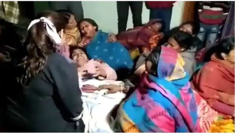 कुशीनगर में शादी समारोह के दौरान हुआ बड़ा हादसा, कुएँ में गिरने से 13 लोगों की हुई दर्दनाक मौत
