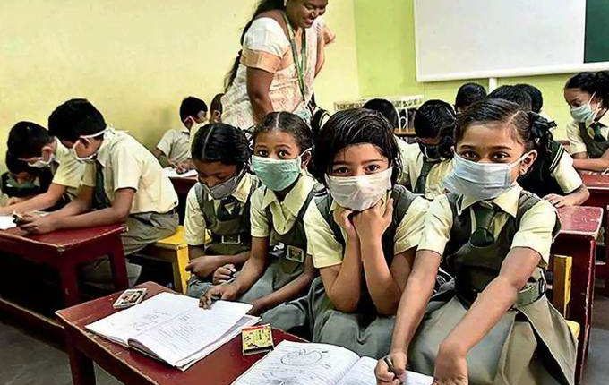 उत्तर प्रदेश सरकार ने आज से जिले के सभी नर्सरी से कक्षा 8 तक के बच्चों के स्कूल खोलने के दिए आदेश