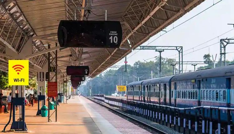 रेलवे ने किया बड़ा ऐलान, अब देश के 6100 रेलवे स्टेशनों पर मिलेगी मुफ़्त वाई-फाई इंटरनेट सेवा